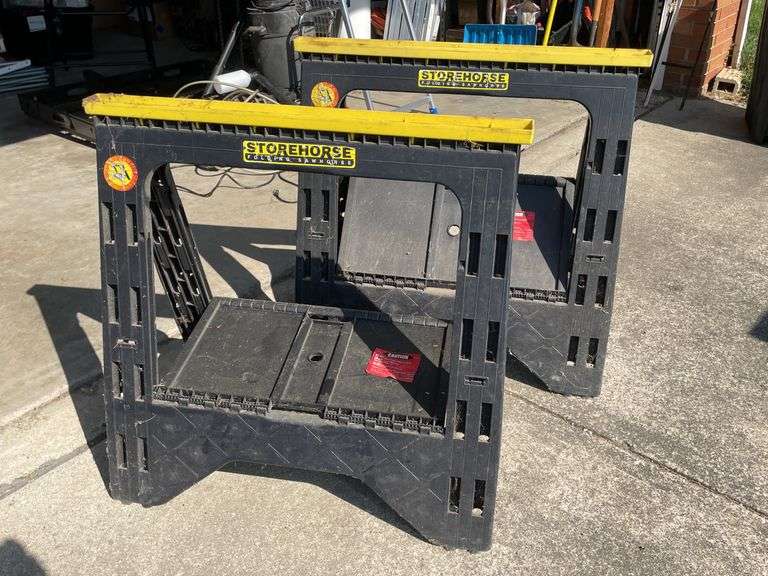 FOLDING SAWHORSE PAIR