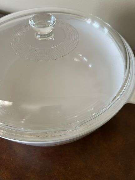 Narumi Neoceram Casserole Dish with Fruit Pattern and Lid