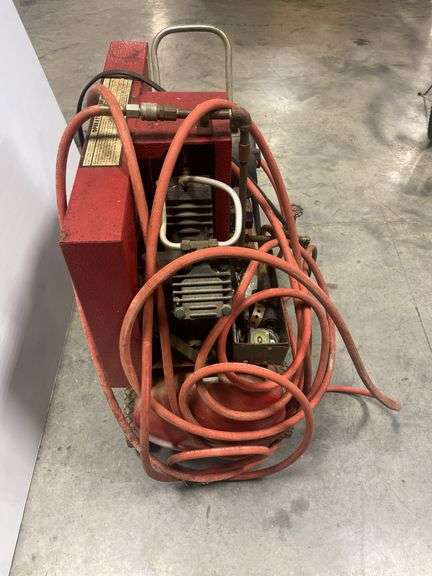 Magena Force 14 gallon air compressor with hose and attachments