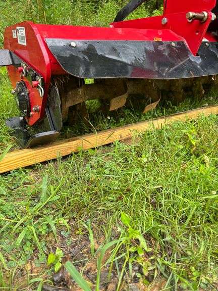 3 Point Bush Hog RT72GR Roto Hog Tiller( Good Condition) Has Short Pto Shaft