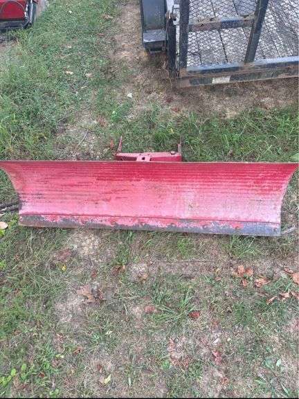 Steiner 430 Max Tractor, Kohler Engine, Lights , Rear Weights , Mower Deck , Blade , Front Bucket