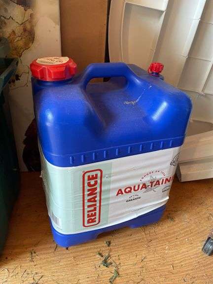 RELIANCE AQUA-TAINER 7 GAL. JUG