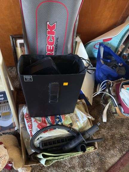 LARGE LOT OF DECOR, WOODEN SHELVES, BASKETS