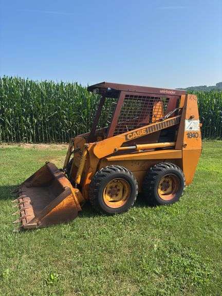 Case 1840 Uni-Loader (1183 Hrs) Diesel ,Great Working Machine