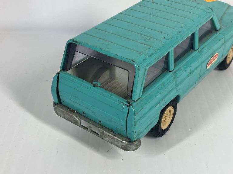 1960s/70s Tonka Jeep Wagoneer