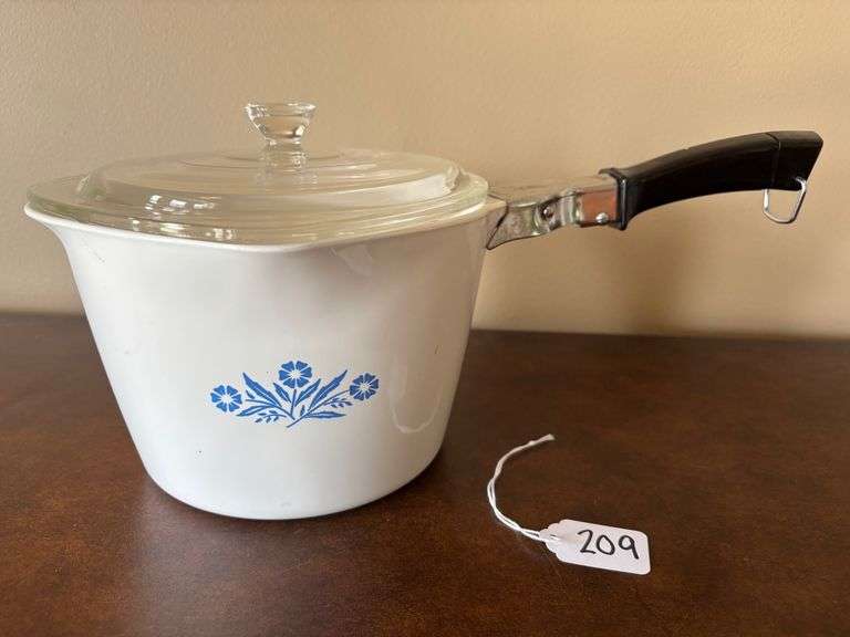 CorningWare Blue Cornflower Sacemaker with Lid and Detachable Handle