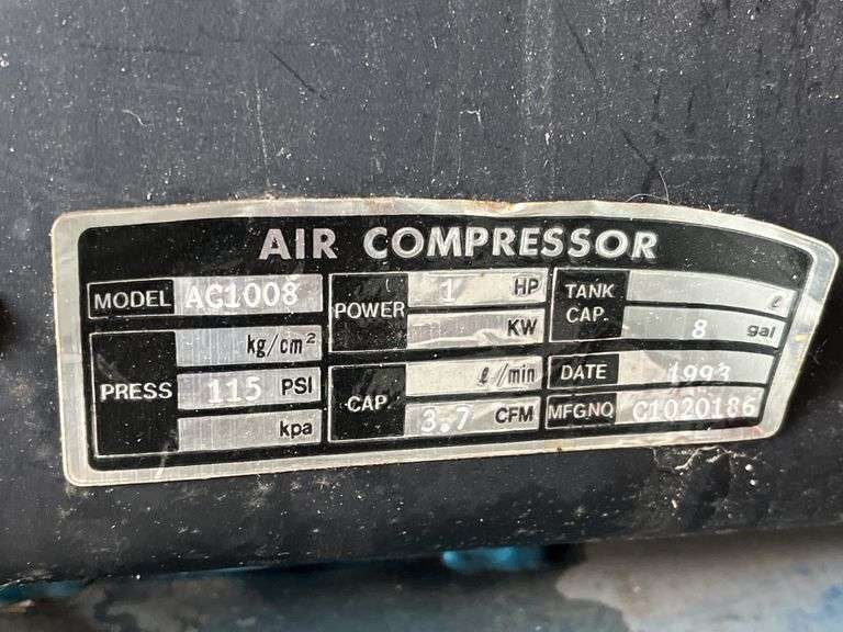 Puma Model AC1008 8 Gallon Air Compressor