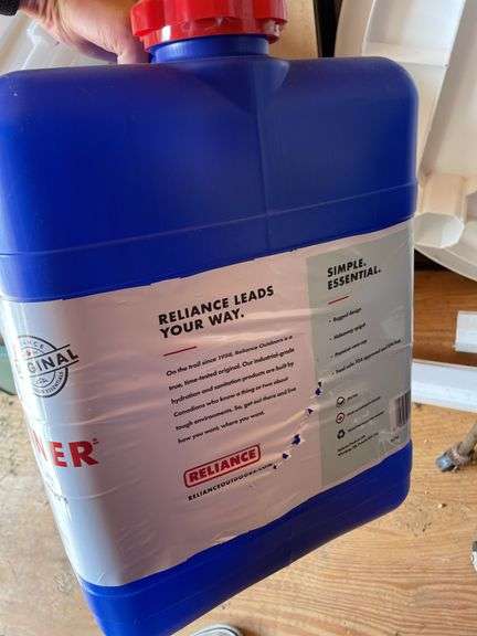RELIANCE AQUA-TAINER 7 GAL. JUG
