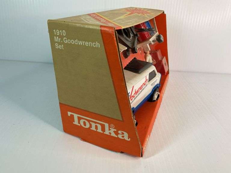 1982 Mr. Goodwrench Set #1910