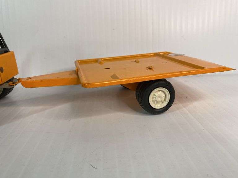 Tonka Bone Bruzzer Jeep & Trailer
