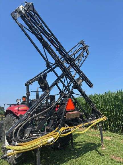 Raven 60ft 3 pt Boom Sprayer w/2-260 Gallon Saddle Tanks