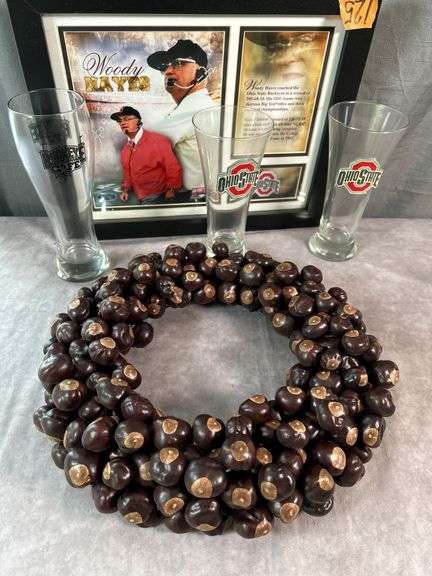 OHlO STATE LOT- BUCKEYE WREATH, WOODY HAYES PLAQUE & GLASSES