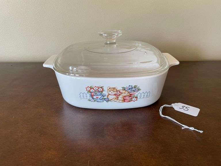 Corning Ware Garden Cat 2 Qt. Casserole Dish with Lid
