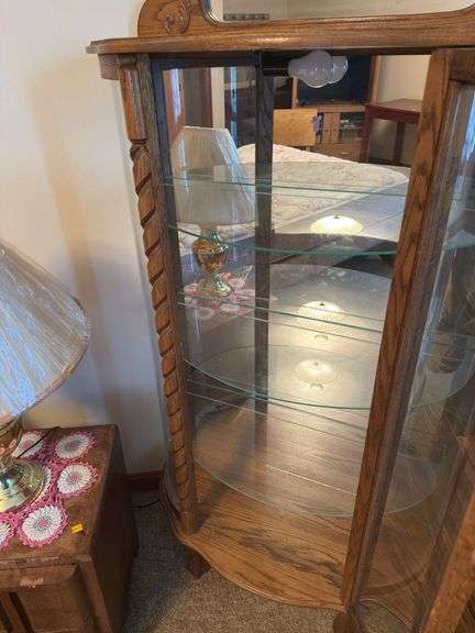 OAK AND GLASS SHOWCASE