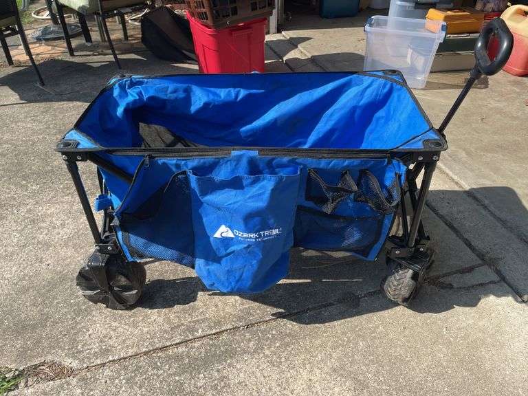 COLLAPSIBLE TOTING WAGON