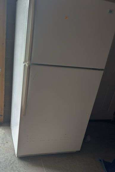 Roper Refrigerator/Freezer