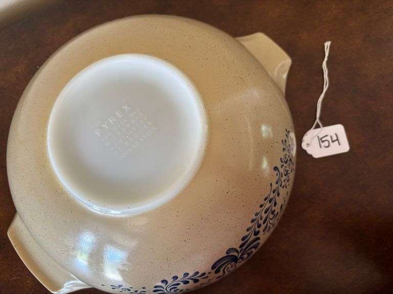 Pyrex Homestead Bowl