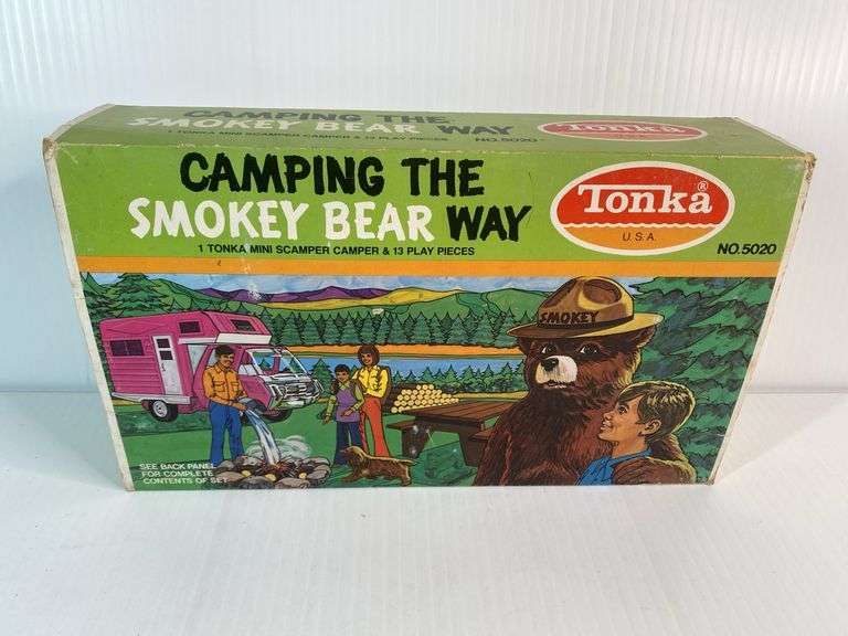 Tonka Mini Scamper Camper & 13 Play Pieces