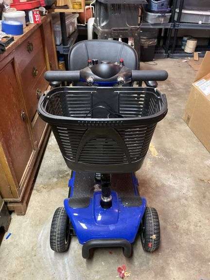 ELECTRIC MOBILITY SCOOTER