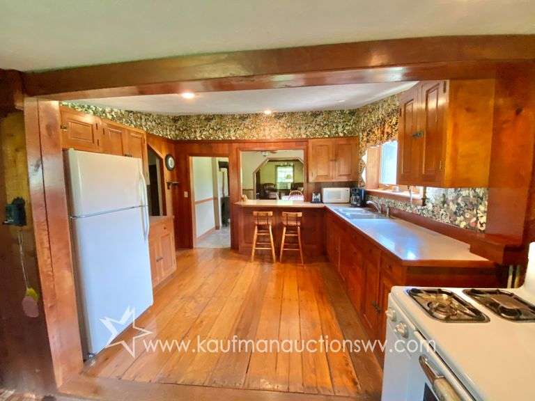 97.89 +/- Acres | 3 Bedroom, 2 Bath Home
