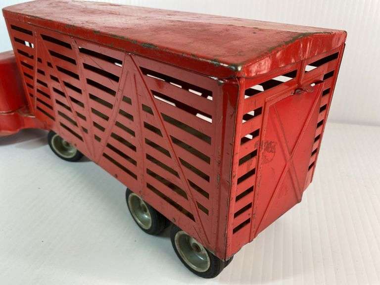 1950s Tonka Livestock Tractor Trailer