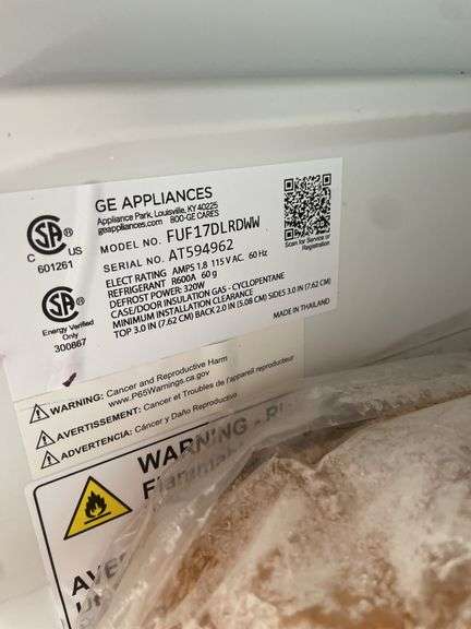 GE UPRIGHT FREEZER WORKS WELL