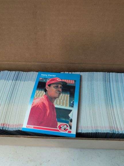 (5) 1980s near complete Topps baseball sets