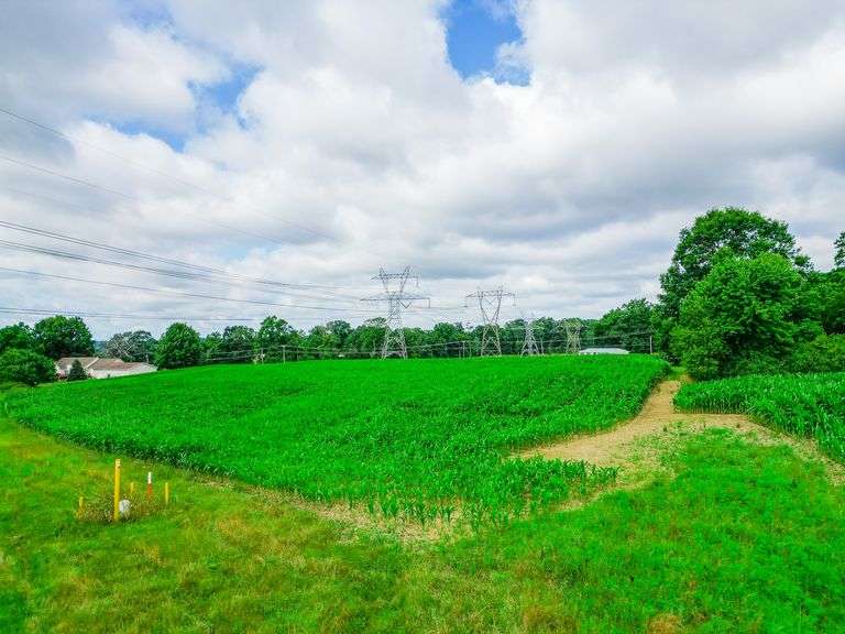 8.98 Acres