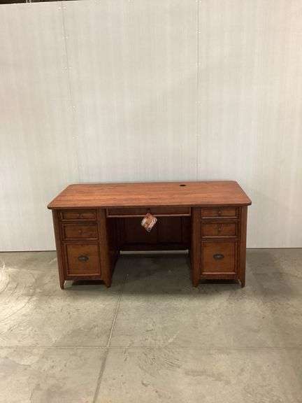 URBAN Jr. Executive Desk