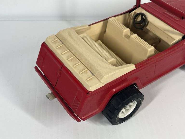 1970s Tonka Jeepster Runabout