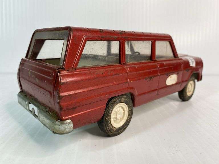1960s Tonka Jeep Wagoneer