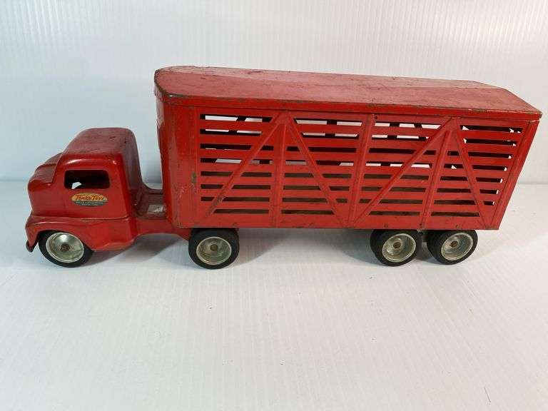 1950s Tonka Livestock Tractor Trailer
