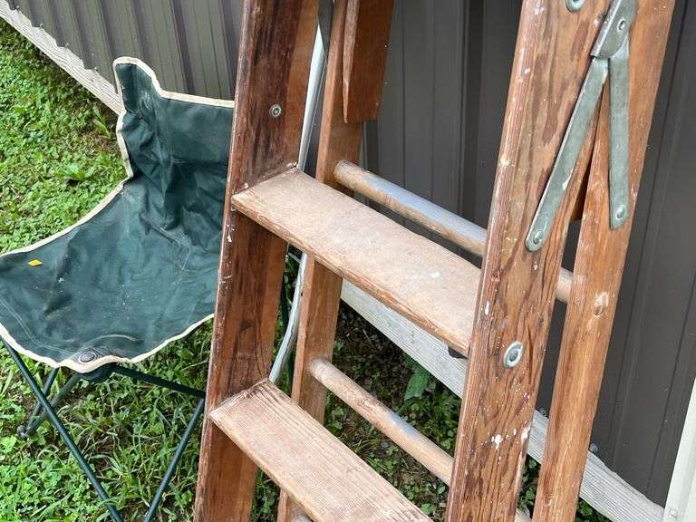 Ladder, Camp Chair, Crutches