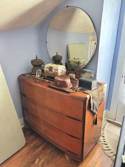 Contents of Live Auction