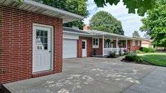 Brick Ranch Home in Sugarcreek