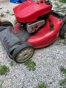 TROY-BILT 21" PUSH MOWER (HAS BAGGER)