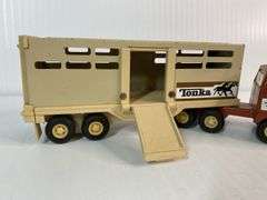 1970s Tonka Mini Horse Trailer & Truck