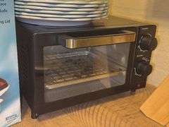 Massive Kitchenware Lot (See Details)