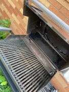 WEBER GAS GRILL WITH 2 PROPANE TANKS