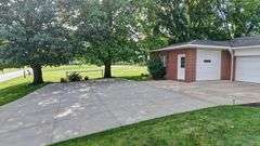 Brick Ranch Home in Sugarcreek