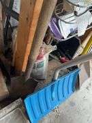 ASSORTMENT OF YARD TOOLS