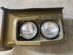 1972 Pontiac Catalina, Bonneville, Grandville, and Safari headlight assembly