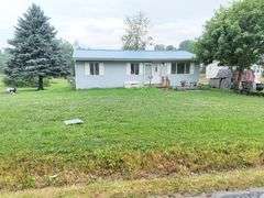 3 Bedroom Investment Home on 1.2 Acres