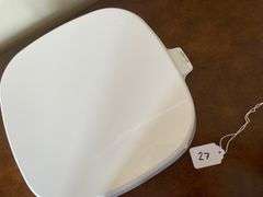 Corning Ware White Casserole Dish with Lid