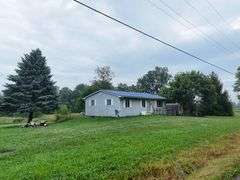 3 Bedroom Investment Home on 1.2 Acres