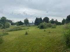 3 Bedroom Investment Home on 1.2 Acres