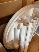 PLASITC INDOOR/OUTDOOR ROUND TABLE