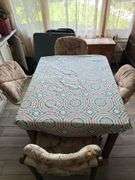 WOODEN TABLE WITH 4 ROLLING CHAIRS