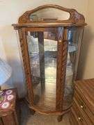 OAK AND GLASS SHOWCASE