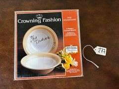 Crowning Fashion Fine Dinnerware - 2 Cereal/Soup Bowls